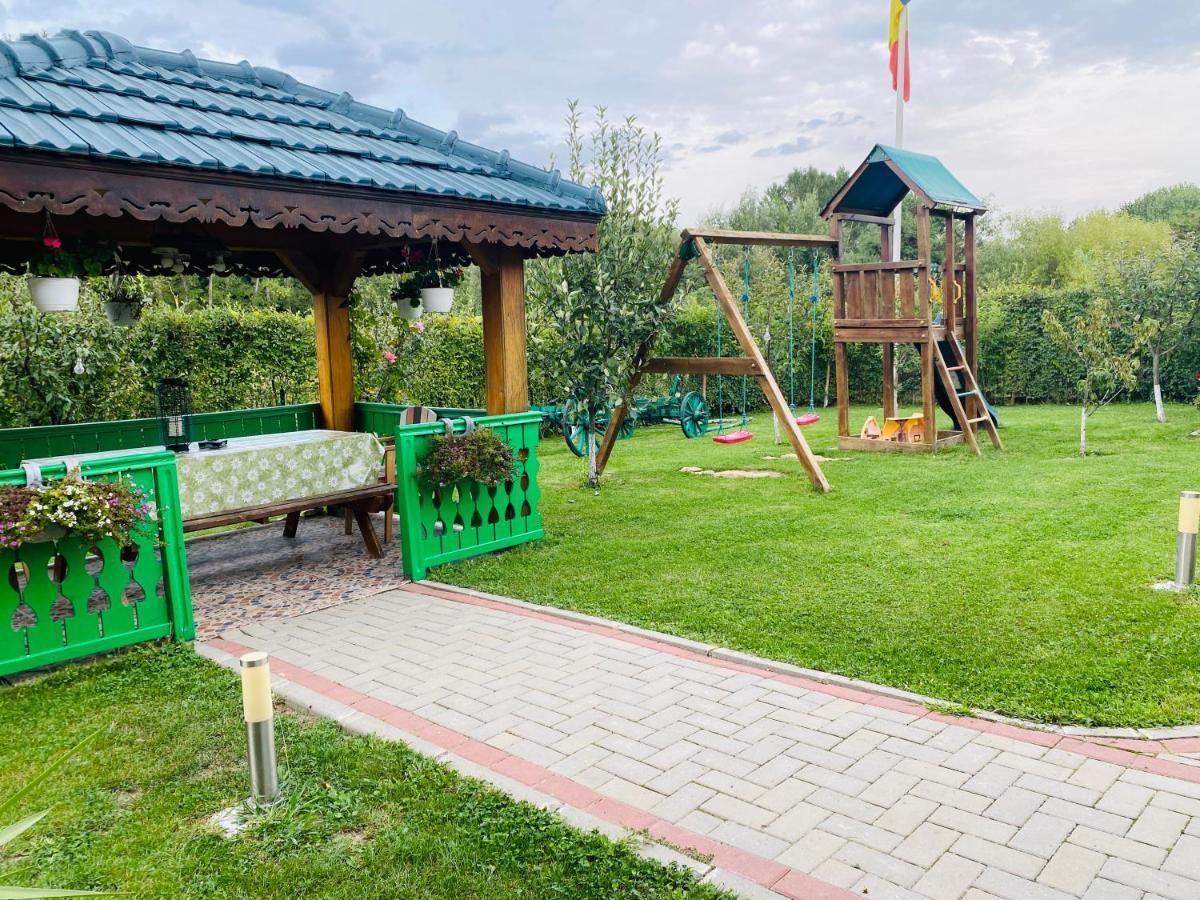 Agropensiunea Valea Fagilor Luncavita Exteriör bild