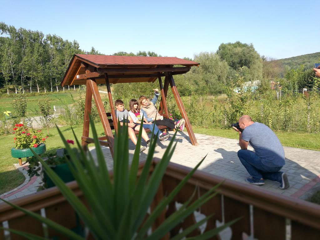 Agropensiunea Valea Fagilor Luncavita Exteriör bild